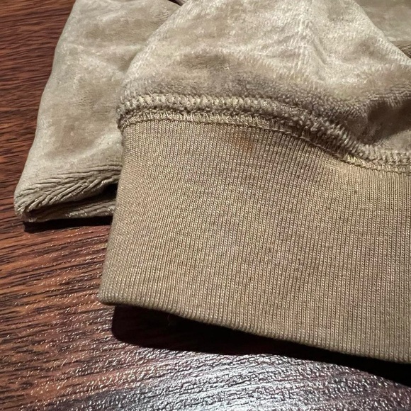 BCBGMaxazria Women Beige Tan Velour Velvet Workout Tracksuit Set Size L/XL Y2K - Picture 4 of 6